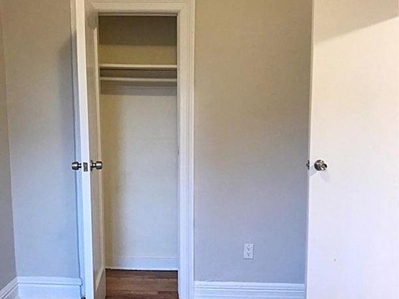 3rd image of 2523 31st Ave APT B11