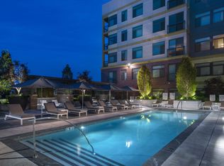 81 Cambridgepark Dr #201, Cambridge, MA 02140