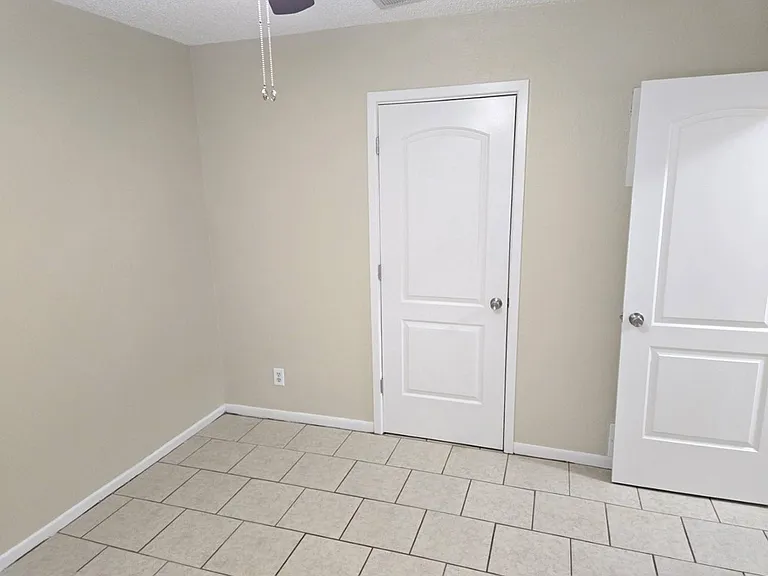 123 N Glenwood Dr #B — Photo 19