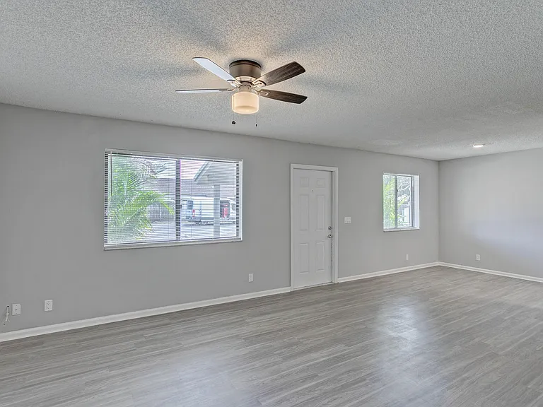 9186 Roan Ln — Photo 9