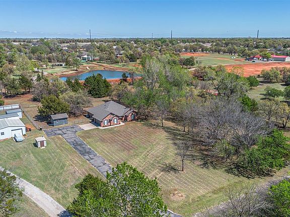 3rd image of 5615 Spring Haven Dr