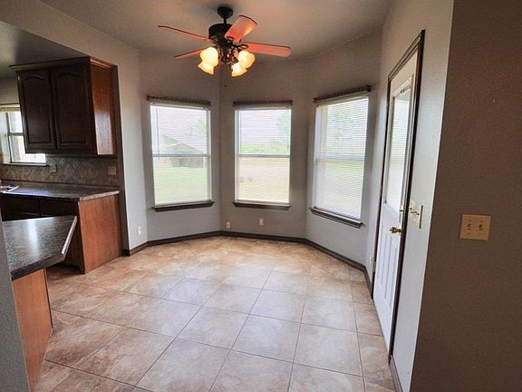 5th image of 1138 Harmony Cir