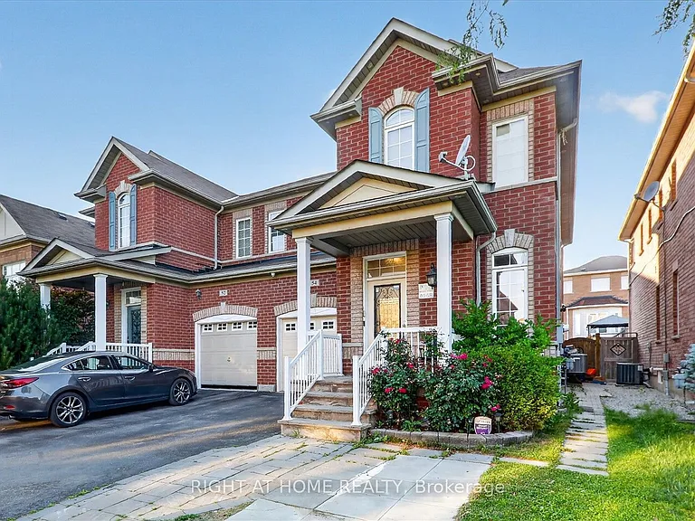 54 Boundbrook Dr — Photo 3
