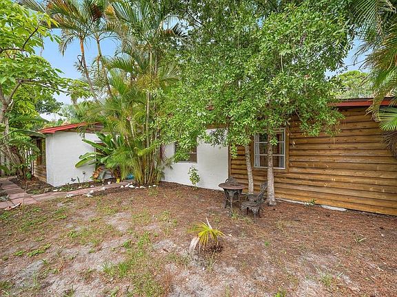 3rd image of 4102 ROYAL PALM AVENUE