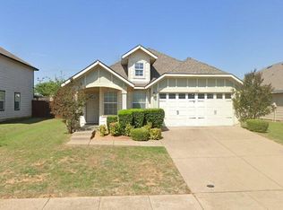 10516 Park City Trl, Fort Worth, TX 76140