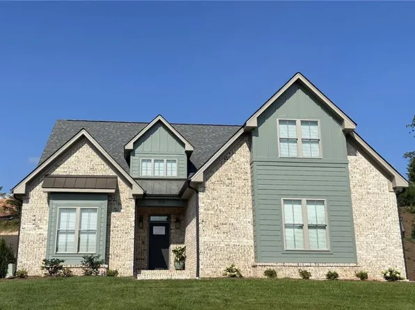 559 Brookberry Farm Cir, Winston Salem, NC 27106