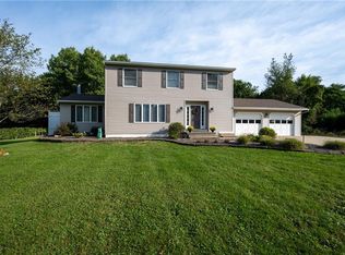 10355 Edgecliff St NW, Canal Fulton, OH 44614