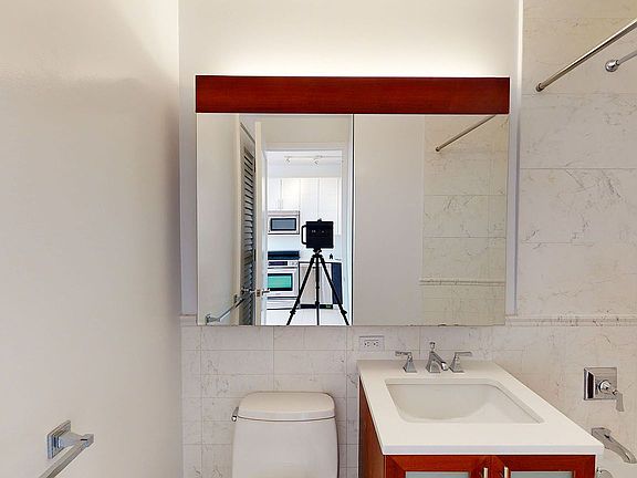 5th image of 805 Columbus Ave APT 11E