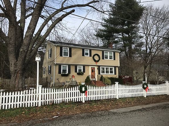 2nd image of 9 Munroe Dr