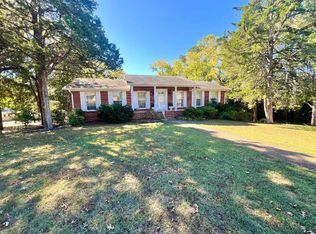 4019 Killarney Dr NW #1, Huntsville, AL 35816