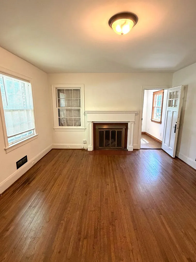 T.R. Lawing Realty Property — Photo 3