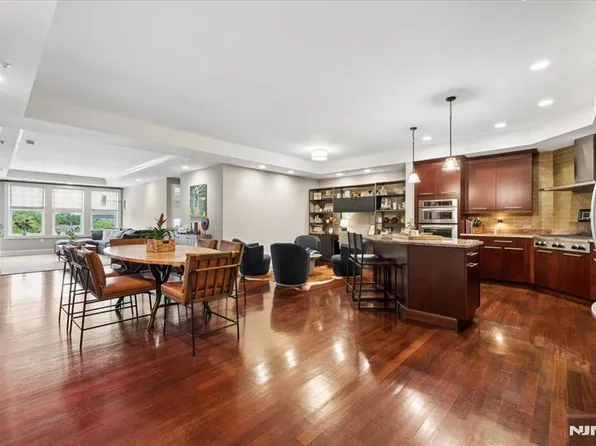 40 Park Ave #513, Morristown, NJ 07960