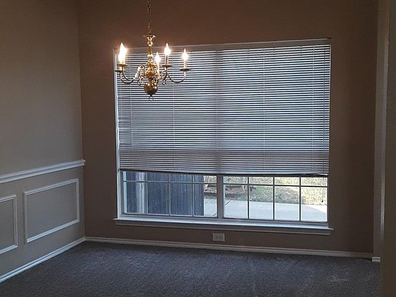 4th image of 3002 Downhill Ln