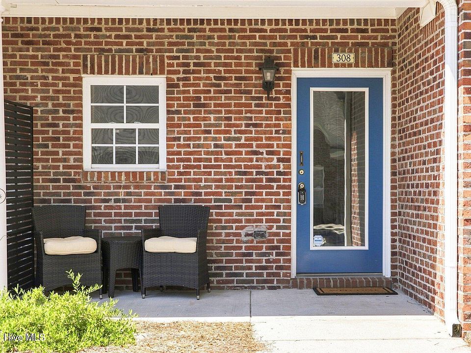 1st image of 308 Hibiscus Way