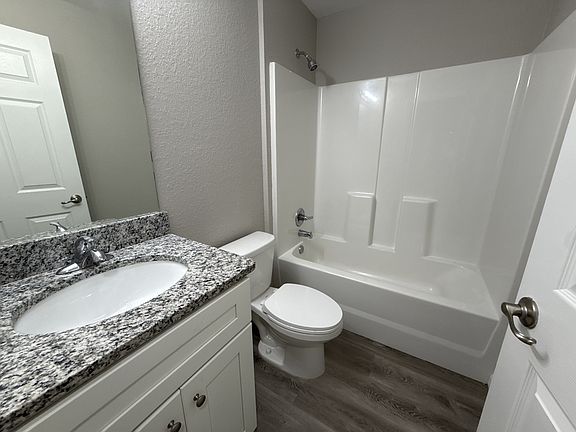 2nd image of 27 W Ferdinand St