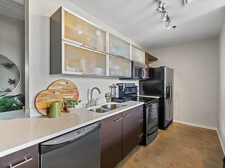 2115 Yeaman Pl #316 — Photo 5