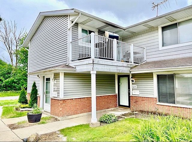 1st image of 6055 Kit Carson Dr