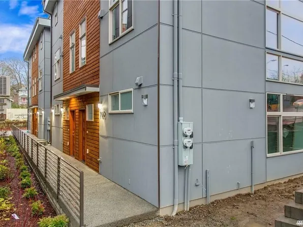 716B Martin Luther King Jr Way #B, Seattle, WA 98122