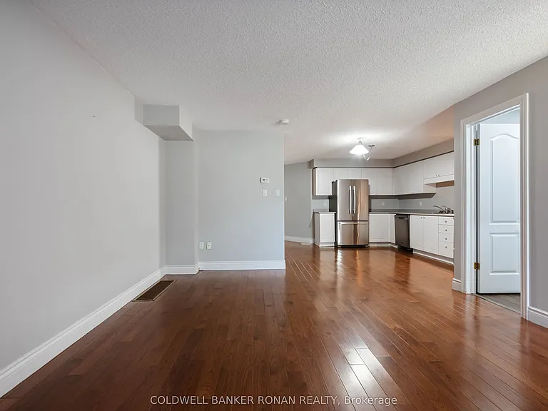 77 Montgomery Blvd — Photo 12