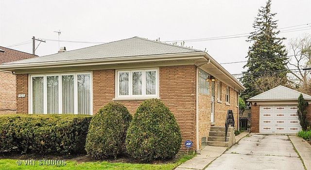 1st image of 3616 W Peterson Ave