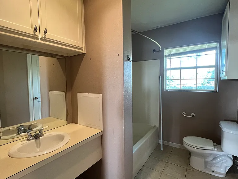 850 N Harbin Dr — Photo 8
