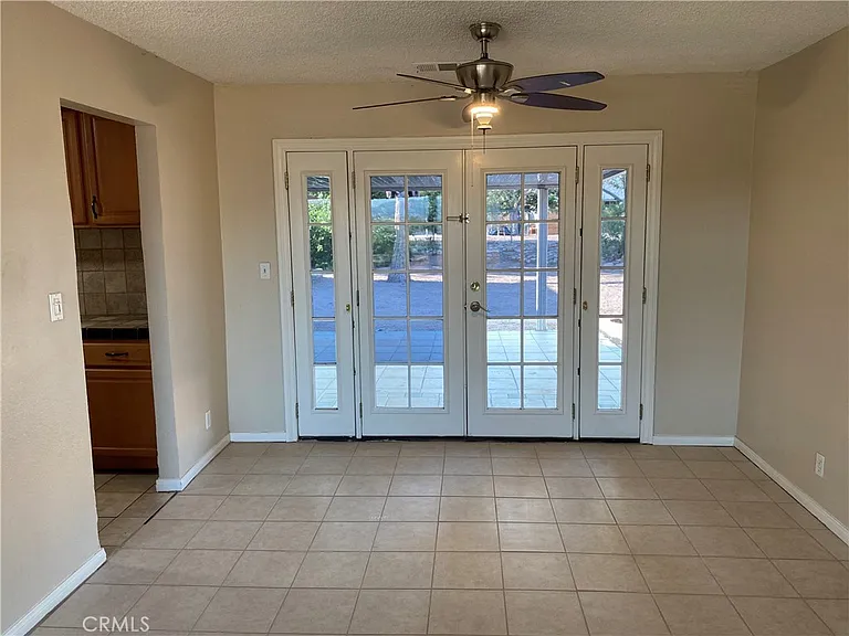18746 Rock Springs Rd — Photo 8