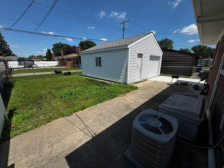 Hass St — Photo 9