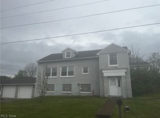 4311 Crooked Run Rd NW, New Philadelphia, OH 44663