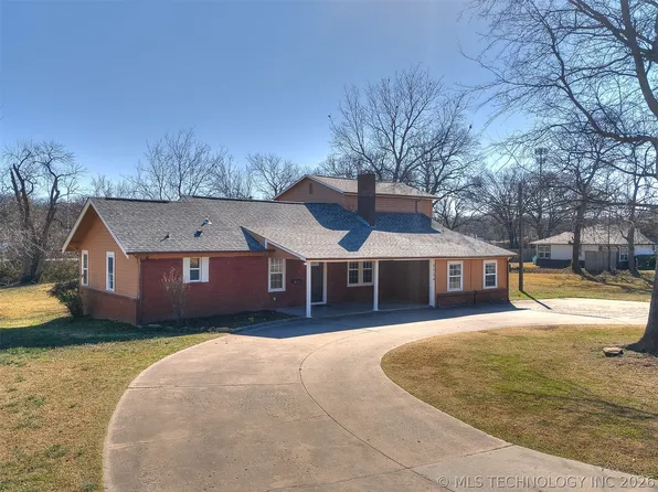 2524 W 51st St, Tulsa, OK 74107