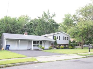 385 Gerry Rd, North Brunswick, NJ 08902