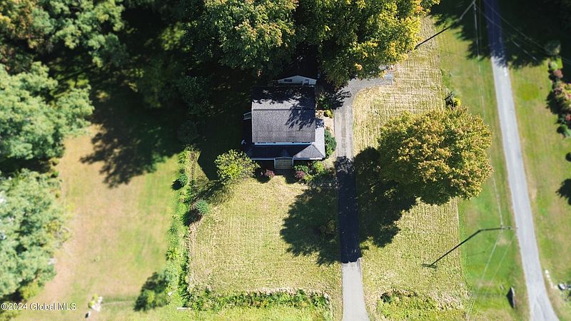 5th image of 474 Stage Road