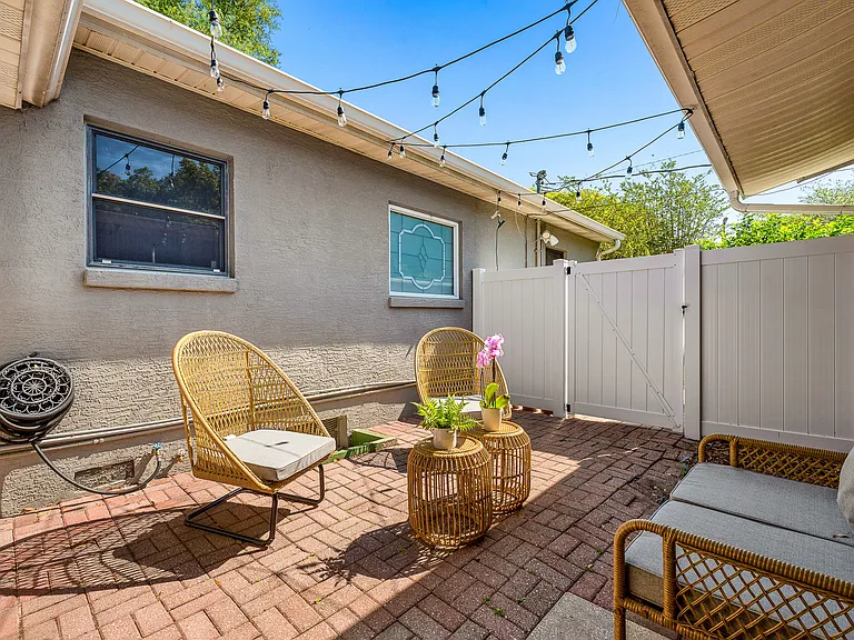 3006 Huntington St #B — Photo 16