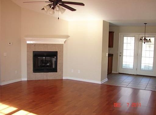 2nd image of 1340 Yorkshire Dr