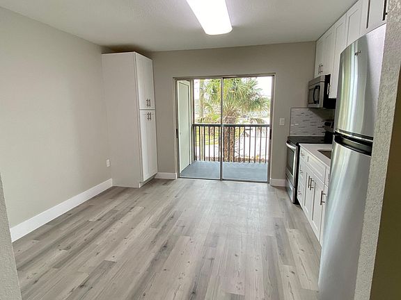 4th image of 7184 68th Ct APT D