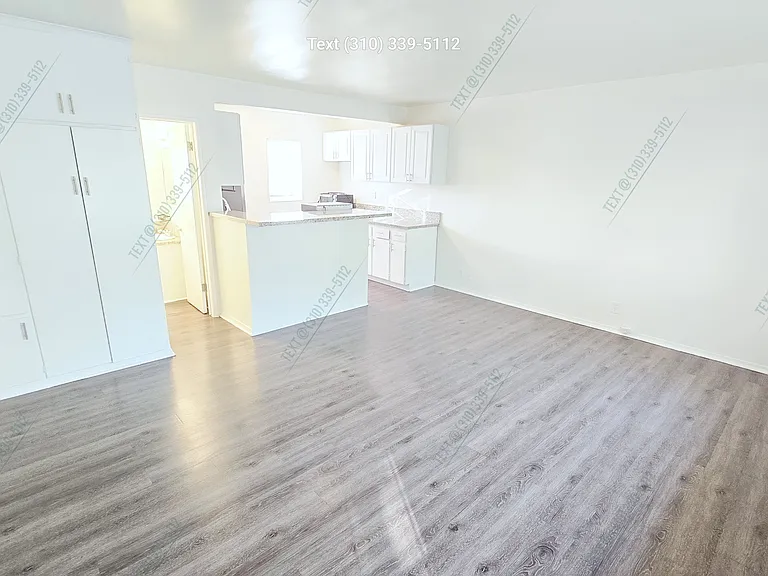 5469 Alvern Cir #1/2 — Photo 6