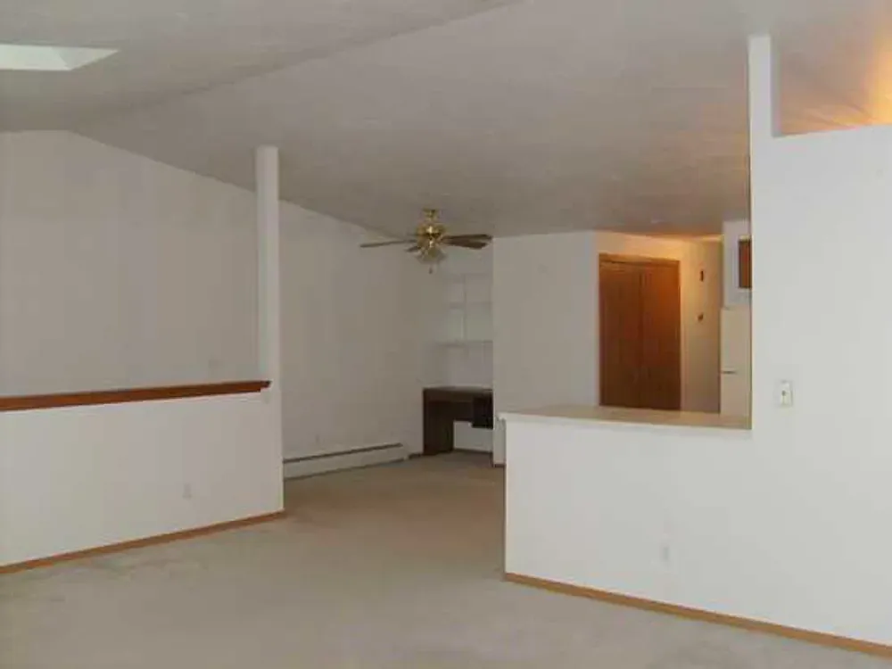 Harbour Pointe Villas — Photo 3