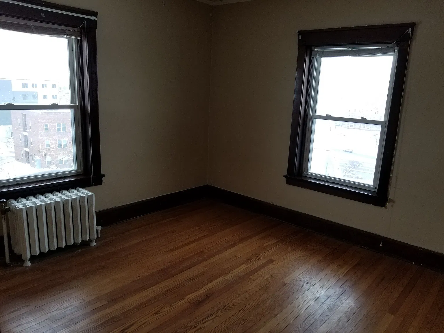 543 Park Ave — Photo 3