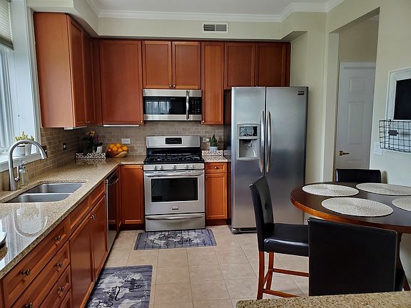 3rd image of 6635 W Norwood Ct Unit 403