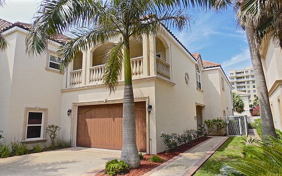 2nd image of 6401 Beach Dr #B
