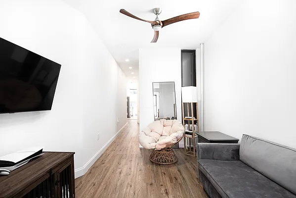 Rented by Platinum Properties | media 15