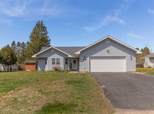 2315 Apple Ridge Dr, Duluth, MN 55811