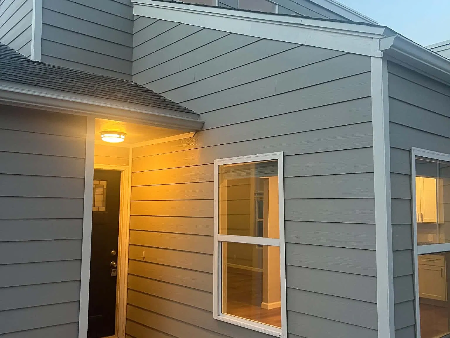 3 bed, 1767 sqft, $2,095 — Photo 3