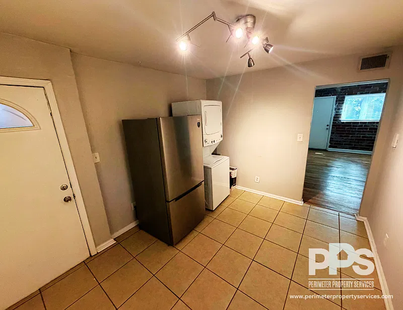 2 bed, 1.0 bath, 750 sqft, $1,525 — Photo 3