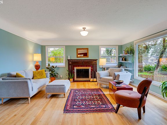5th image of 12657 SE 25th Ave