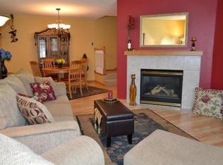 7915 Autumn Ridge Ave, Chanhassen, MN 55317