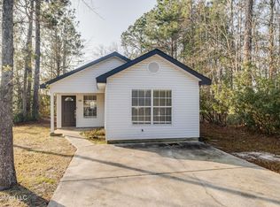 805 Herlihy St, Waveland, MS 39576