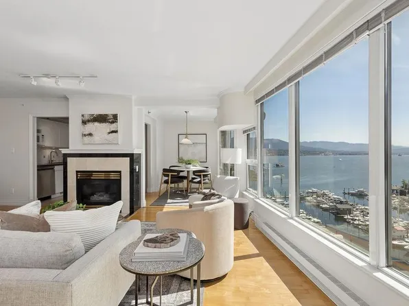 535 Nicola St #1602, Vancouver, BC V6G 3G3