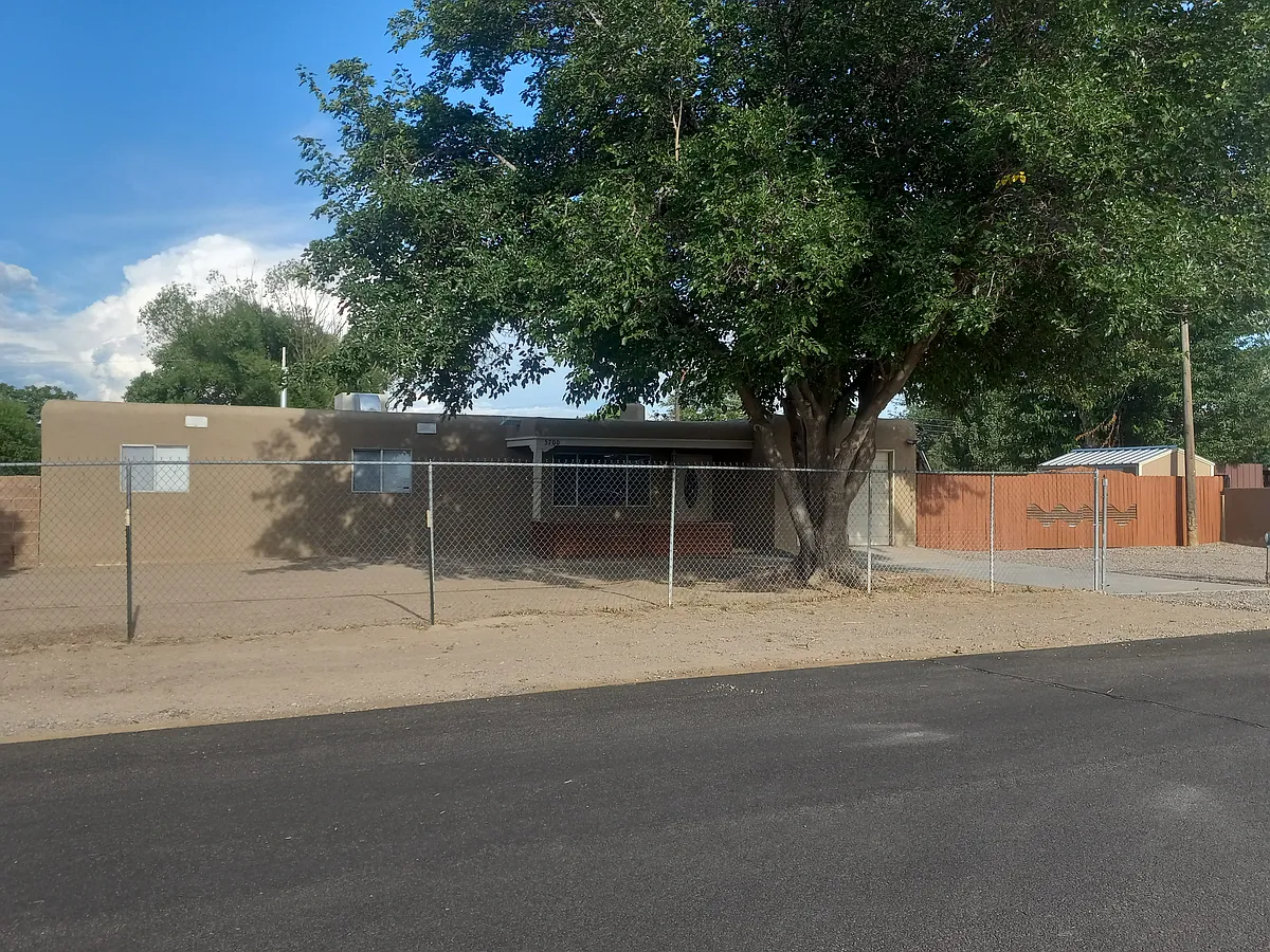 Building Photo - 5700 Cletsoway Dr SW