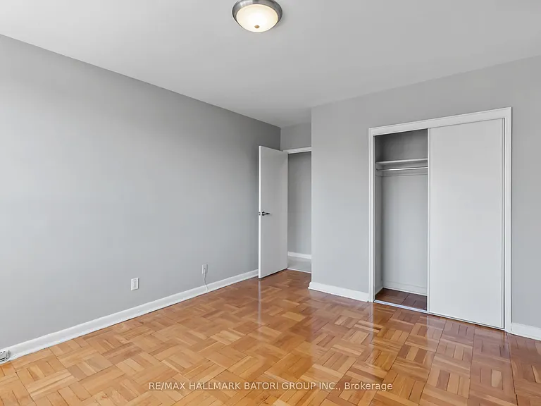 159 Russell Hill Rd #403 — Photo 7