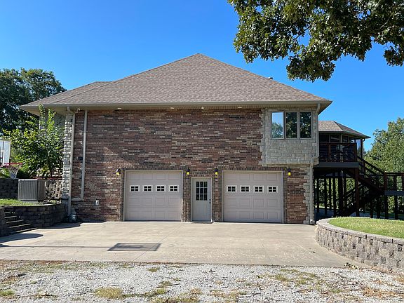 5th image of 97 Regal Heights Lane